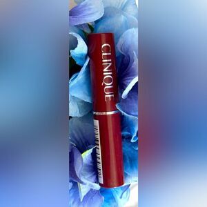 Never used! Viral Clinique Almost Lipstick Black Honey!